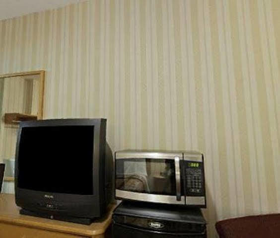 Canadas Best Value Inn-Richmond Hill Buitenkant foto